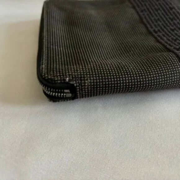 Hermes Clutch Bag Ale Line  Zip Around Gray Canvas - Picture 9 of 16